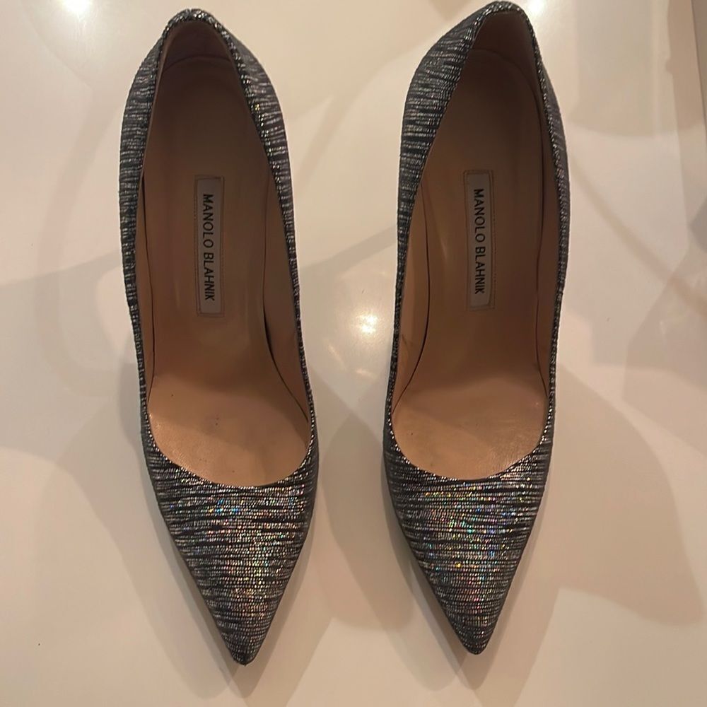 Manolo Blahnik Black & Silver Holographic Pumps 39.5